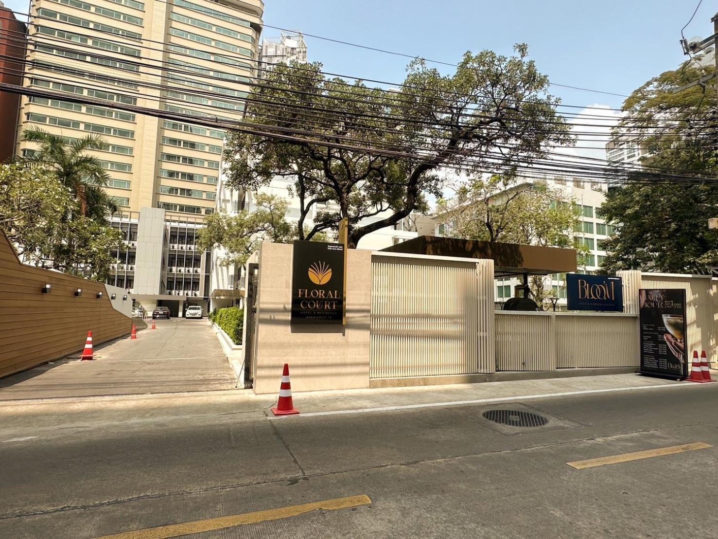 Floral Court Hotel & Residence Sukhumvit 13 Bangkok Luaran gambar